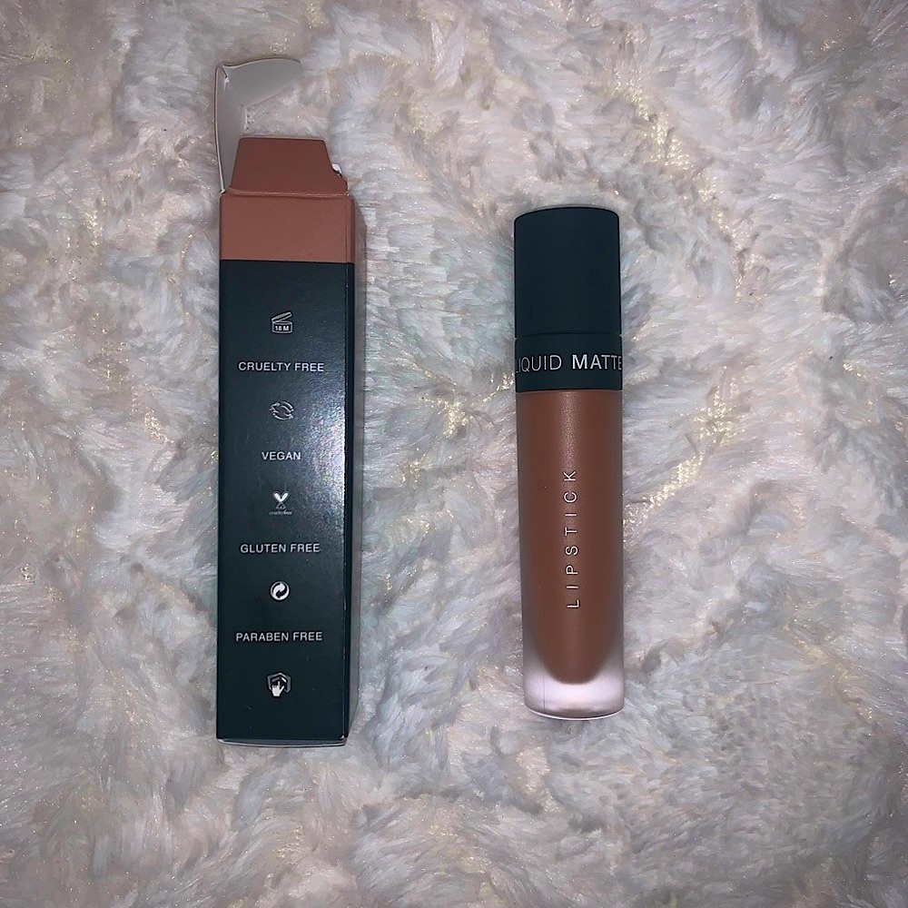 BNIB DOSE OF COLORS LIQUID MATTE LIPSTICK "KNOCK ON WOOD"